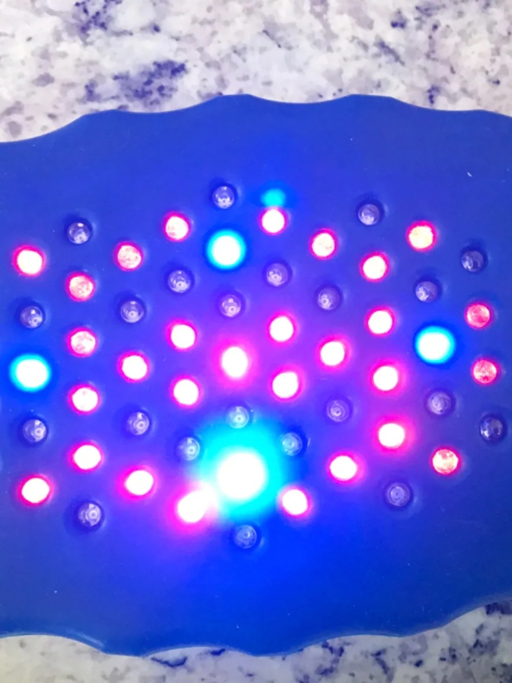 All about the Light portable unit, 6 2A batteries operated.